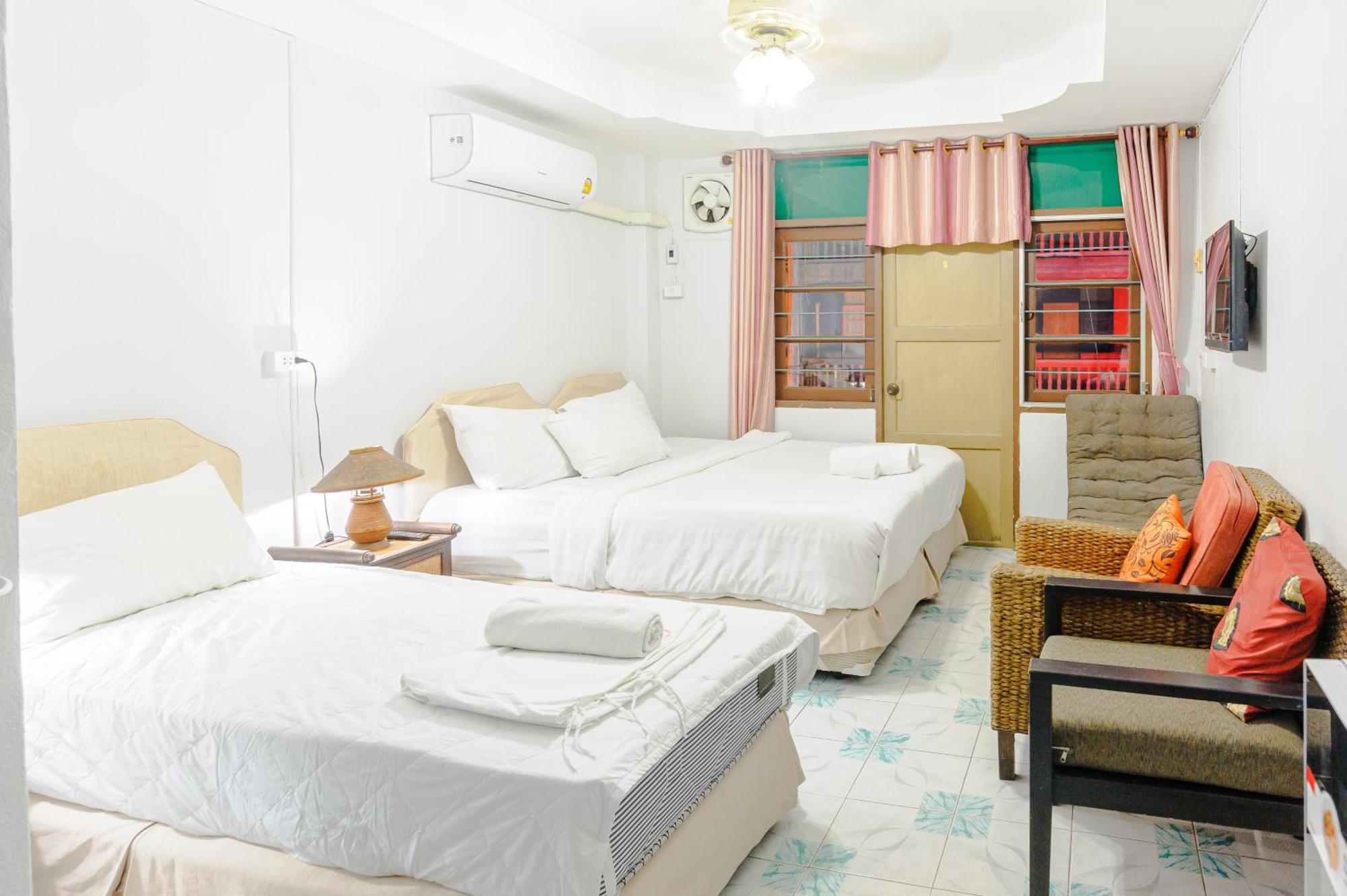 High5 Guesthouse 파타야 외부 사진