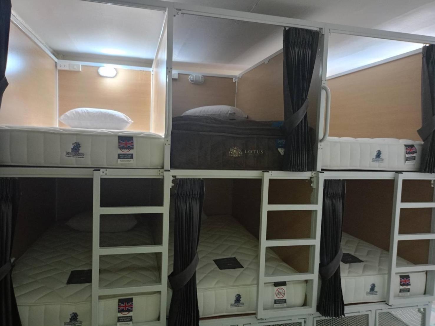 High5 Guesthouse 파타야 외부 사진